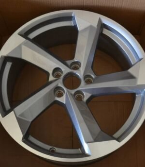 Audi A3 Allstreet R19 (8Y0601025AF)