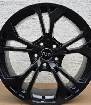 Audi A3 R18 (8Y0601025CF)