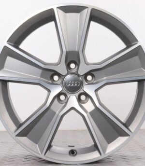 Audi Q2 R18 (81A601025J G)