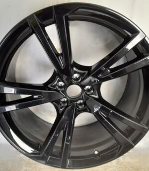 Audi Q7 R22 (4M0601025CA B)