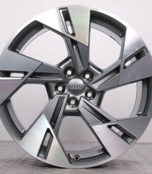 Audi Q8 e-tron R20 (4KE601025AA)