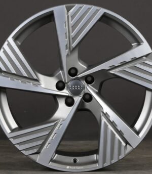 Audi Q8 e-tron R22 (4KE601025B)