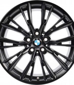 BMW 2 Series R18 (36116885305)