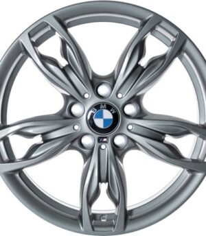 BMW 2 Series R18 (36117845870)