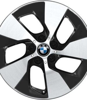 BMW 6 Series Gran Turismo R17 (36116868047)