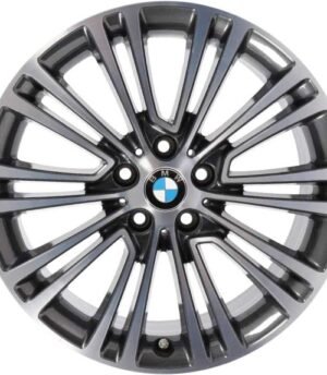 BMW 6 Series Gran Turismo R18 (36116863420)