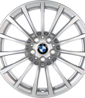 BMW 7 Series R18 (36116861224)