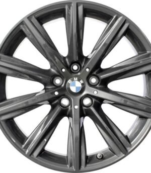 BMW 7 Series R18 (36116874441)