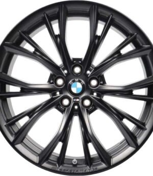 BMW 8 Series R19 (36116885455)