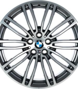 BMW 8 Series R19 (36117855083)