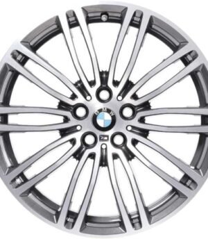 BMW 8 Series R19 (36117855085)