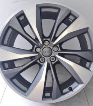 Audi Q5 R21 (80A601025BS)