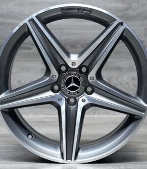 Mercedes E-Class R18 (A21340118007X21, A21340119007X21)