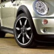 mini-hatch-r17-36116773800-2.webp