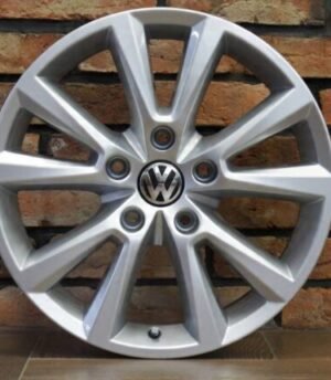 Volkswagen Touareg (R18) - 7Р6601025С