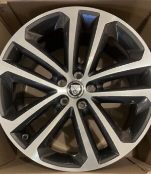 Jaguar F-Pace R19 (HK8M-1007-NA)