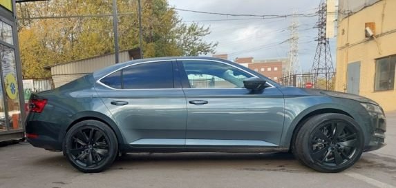 skoda-superb-r17-3v0071497g-fl8-2.jpg skoda-superb-r17-3v0071497g-fl8-2.jpg