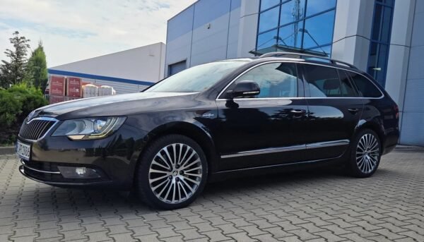 skoda-superb-r19-3v0071499l-8z8-2.jpg