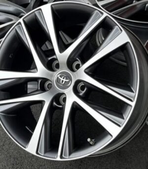 Toyota Camry R17 (TCm-177545Gr-A)