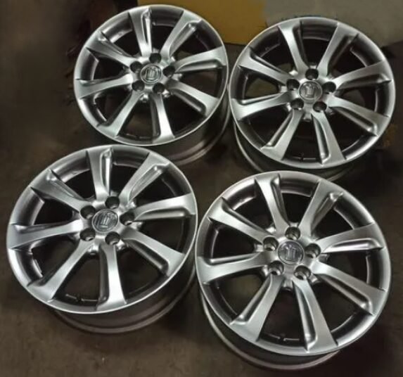 toyota-crown-r18-crw-188045gr2-a-2.jpg toyota-crown-r18-crw-188045gr2-a-2.jpg