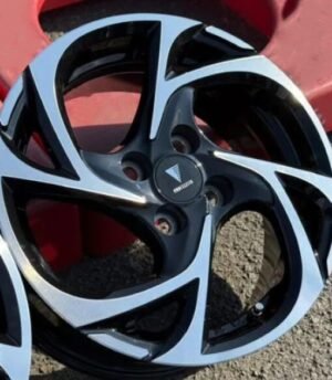 Toyota Yaris R15 (D2426-61011-A)