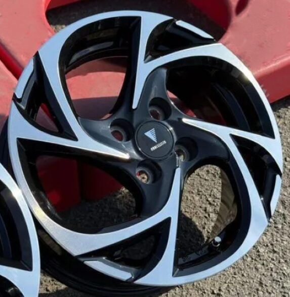 toyota-yaris-r15-d2426-61011-a-1.jpg toyota-yaris-r15-d2426-61011-a-1.jpg