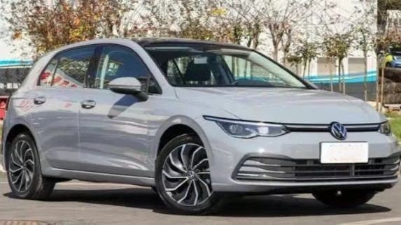 volkswagen-golf-r17-5hg601025b-22.jpg volkswagen-golf-r17-5hg601025b-22.jpg