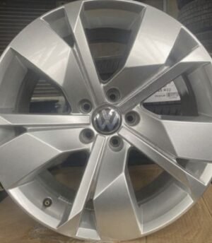 Volkswagen Touareg R18 (760601025A 2HH)