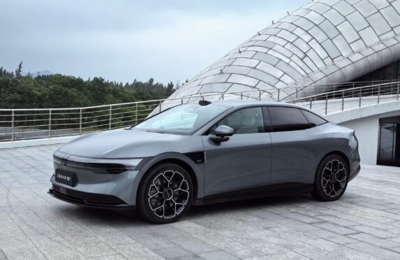 zeekr-007-3-scaled-1-1-e1755013694135.jpeg zeekr-007-3-scaled-1-1-e1755013694135.jpeg